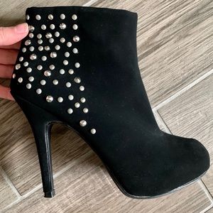 Madden Girl Black Suede Booties